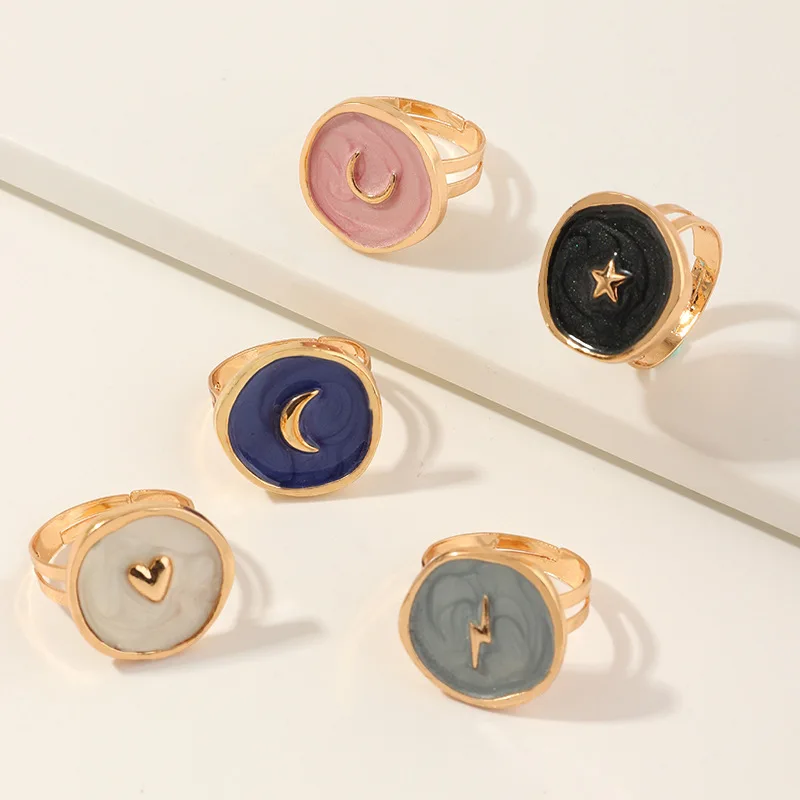 Fashion Rings Alloy Drop Oil Love Heart Moon Lightning Rings Elegant Cute Round Ring Party Jewelry Jewelry for Women