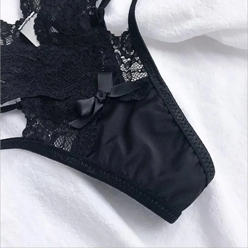 Tentación de encaje transparente, ropa interior Sexy para mujer, bragas caladas de cintura baja, bragas sexuales con cordón en la entrepierna, calzoncillos de algodón sin costuras S1365