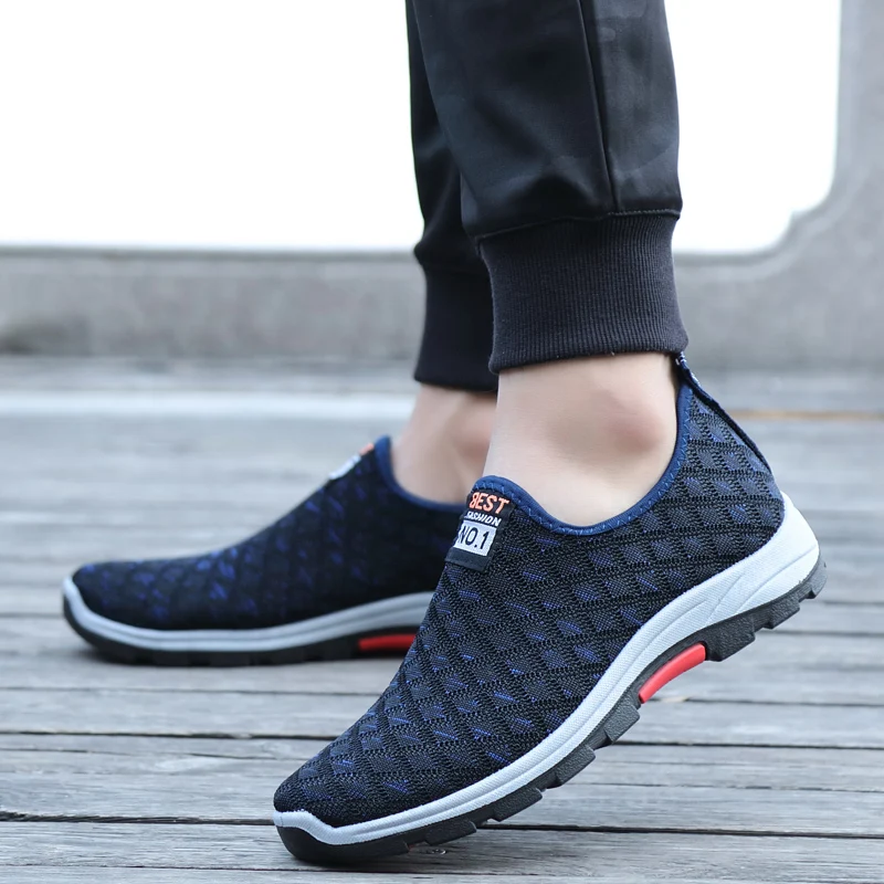 Sepatu Pria Jaring Musim Panas Sneakers Ringan Sepatu Jalan Kasual Fashion Pria Pantofel Pria Slip On Bersirkulasi Sepatu Zapatillas Hombre