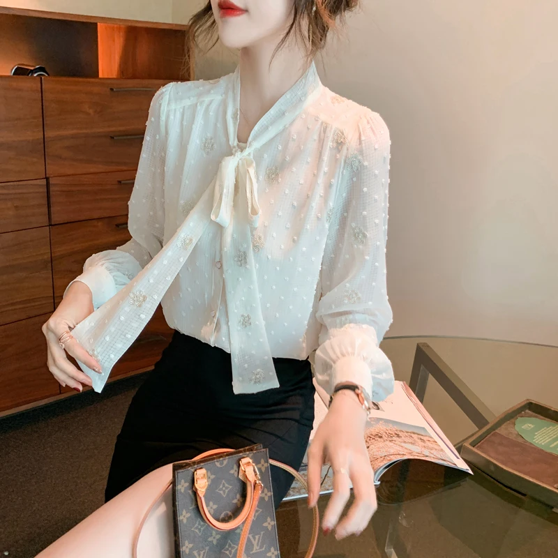 Blouse Women 2021 Spring Chiffon Shirt Women Printed Splicing Bottoming Fashion Bow Tie Long Sleeve Cardigan Shirt Top White