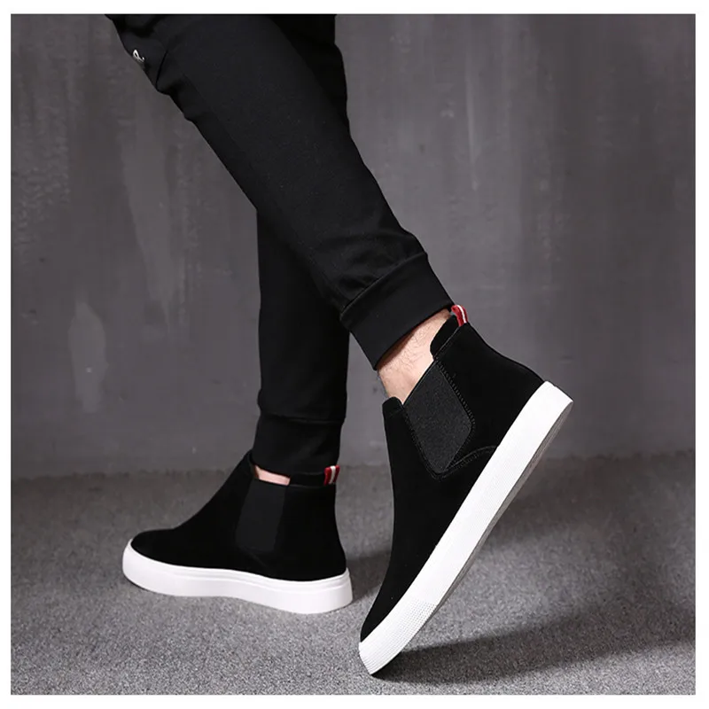 Autumn Men Shoes Suede Leather Casual Shoes Men Sneakers Slip on Men Loafers High Quality Flats Shoes For Male Black Boots