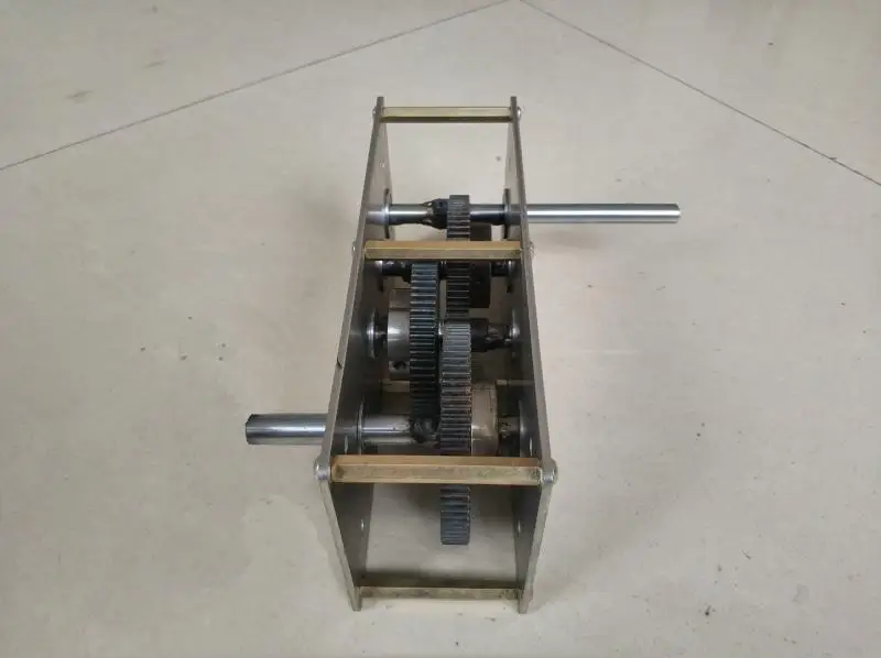 Hand crank generator speed increasing gear box wind hydraulic transmission gear set gearbox reduction box