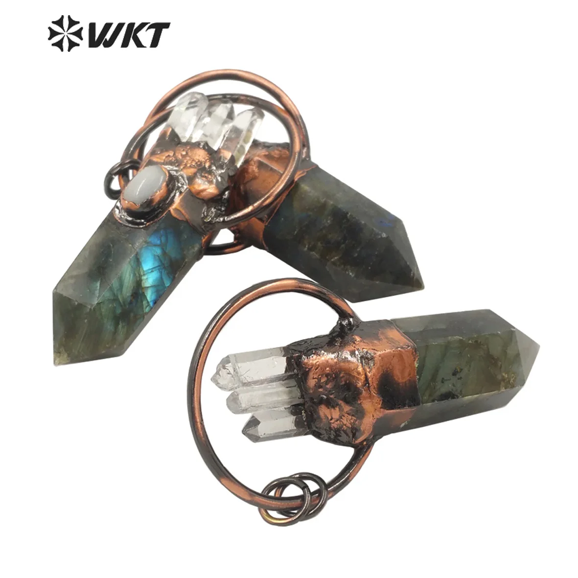 WT-P1621 Luxury Lady Jewelry Accessory Vintage Boho Big Natural Labradorite Stone Point Pendant With Copper Electroplated Green