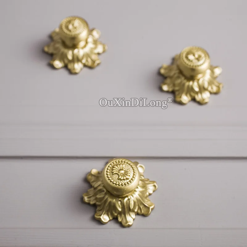

Brand New 4PCS Solid Brass European Furniture Pulls Handles Drawer Pulls Cupboard Wardrobe Closet TV Shoe Cabinet Pulls Knobs