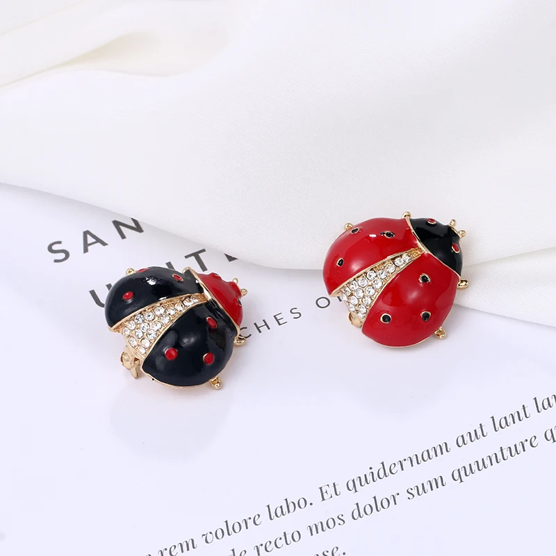 Baiduqiandu Brand New Arrival Enameled Ladybird Brooch Lapel Pins Apparel Jewelry Accessories