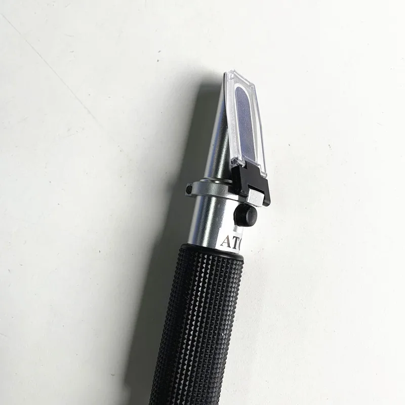 Portable Refractometer Brix Sugar 0-32% Tester RHB-32ATC With Box