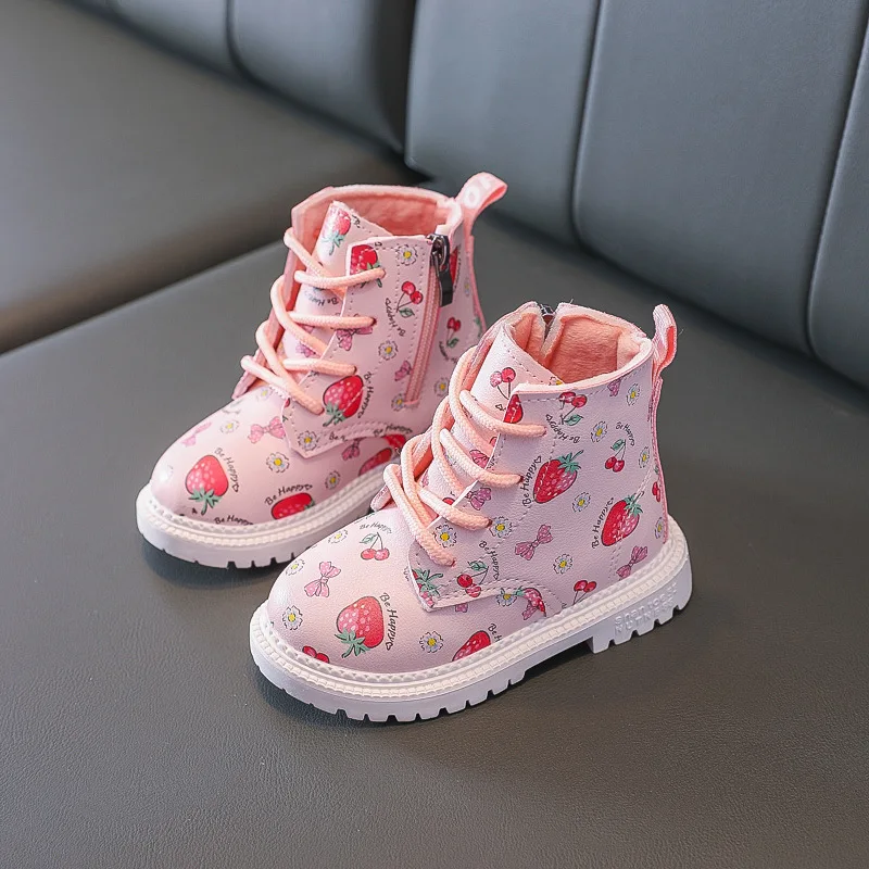 Girls warm cute boots baby British style leather boots autumn winter new princess short boots cute strawberry short boots