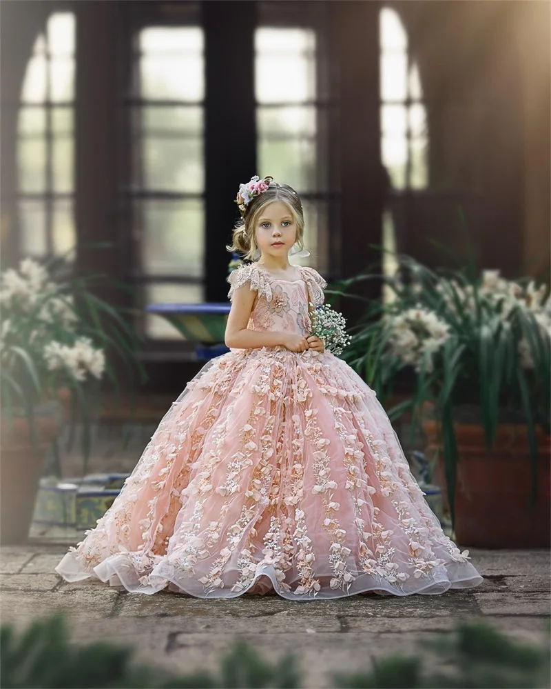 Cute Pink Flower Girl Dresses 3D Floral Appliqued Cap Sleeve Little Kids Wedding Dress Beautiful Girls Pageant Party Gowns