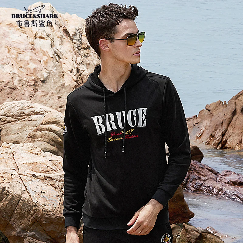 

New Autumn Men's Sports coat Bruce&Shark Men Hoodies Thicken Fabric Causal Fashion Style Male Tops Embroidery loose 88%Cotton