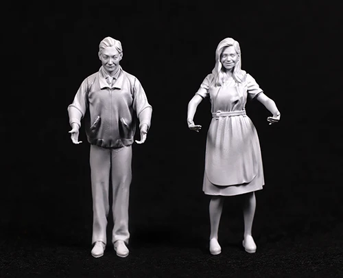 Resin Figure Model Kit Unassambled  1/24 modern House people (2 Figures) （NO BOX ）   Unpainted collect Figure