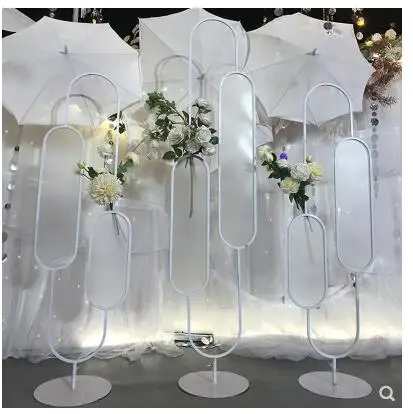 Wedding props through the sun film, ornaments, iron screen, road lead, dislocation, elliptical stage background decoration