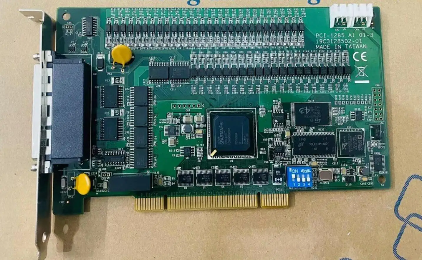 PCI-1285E  Economic DSP-based 4/8-axis Stepping and Servo Motor Control Universal PCI Card