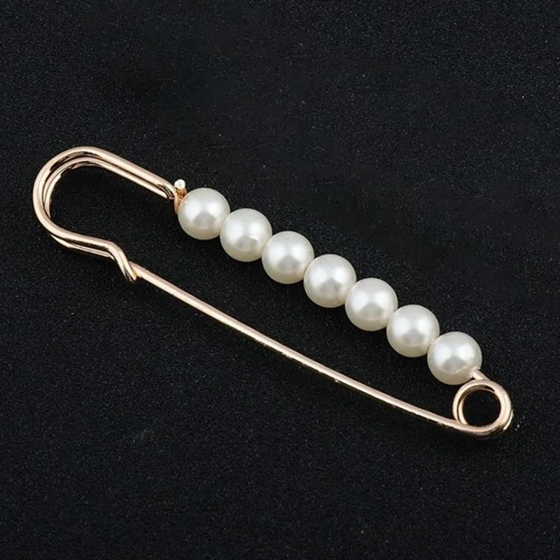 European and American Jewelry Pearl Brooch Big Pin Hot Sale Silk Scarf Buckle Clothing Boutonniere