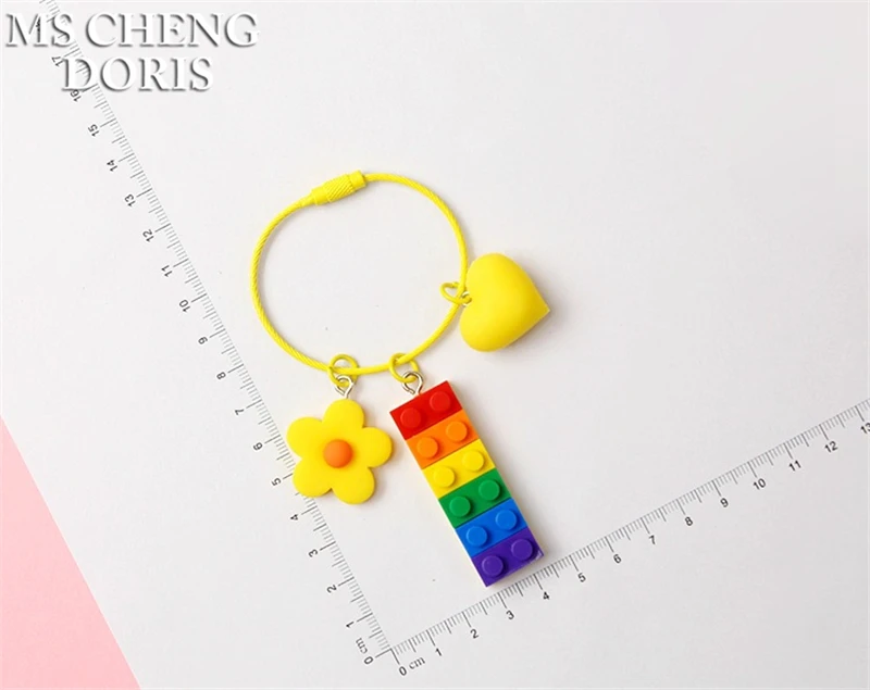 Dropship Gummy Rainbow Blocks LGBT Keychain Flatback Resin Pendant Charms Heart Flower Resin Keyring Bag Car Key Chains