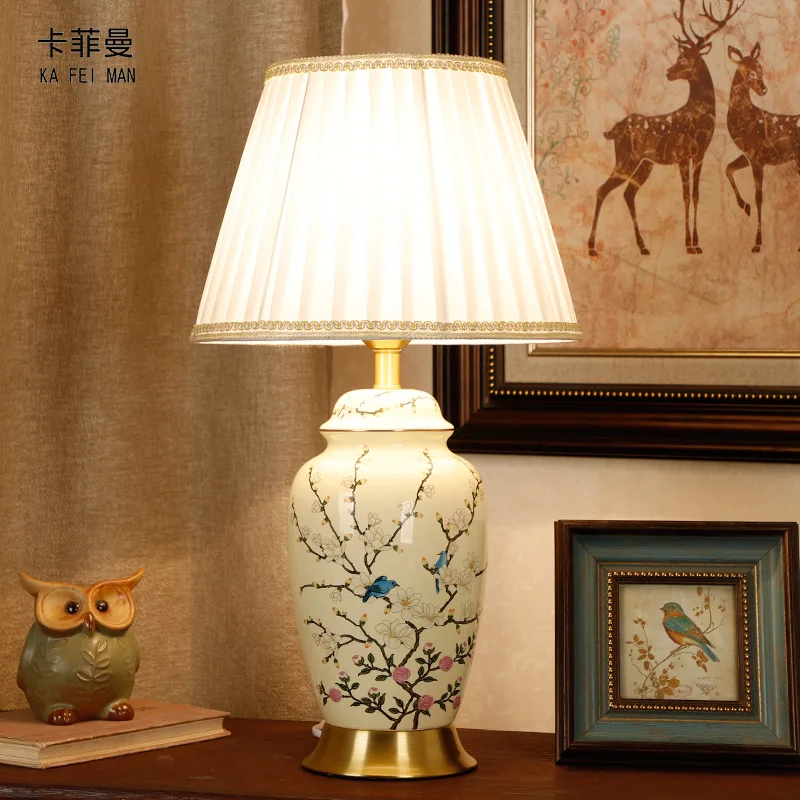 New Chinese Style Ceramic Table Lamp For Living Room Bedroom Bedside Lamp Hand Painted Retro Chinese Style Villa Decorative Lamp