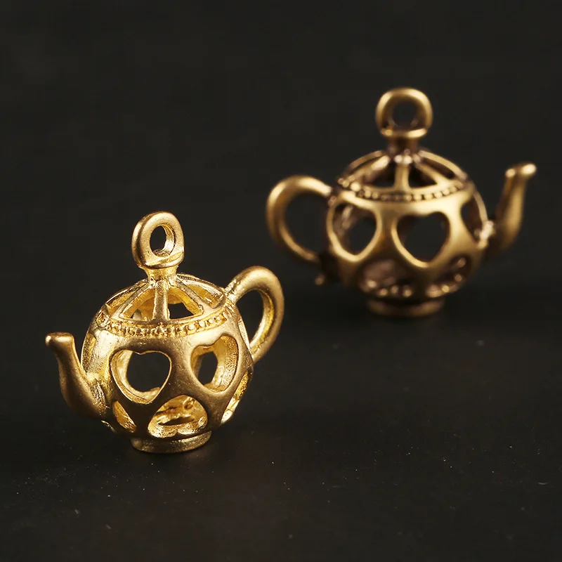 Brass Mini Kettle Pendant Hollow Lotus Heart Pattern Teapot Keychain Hanging Trinkets DIY Key Rings Pendants Accessories Jewelry