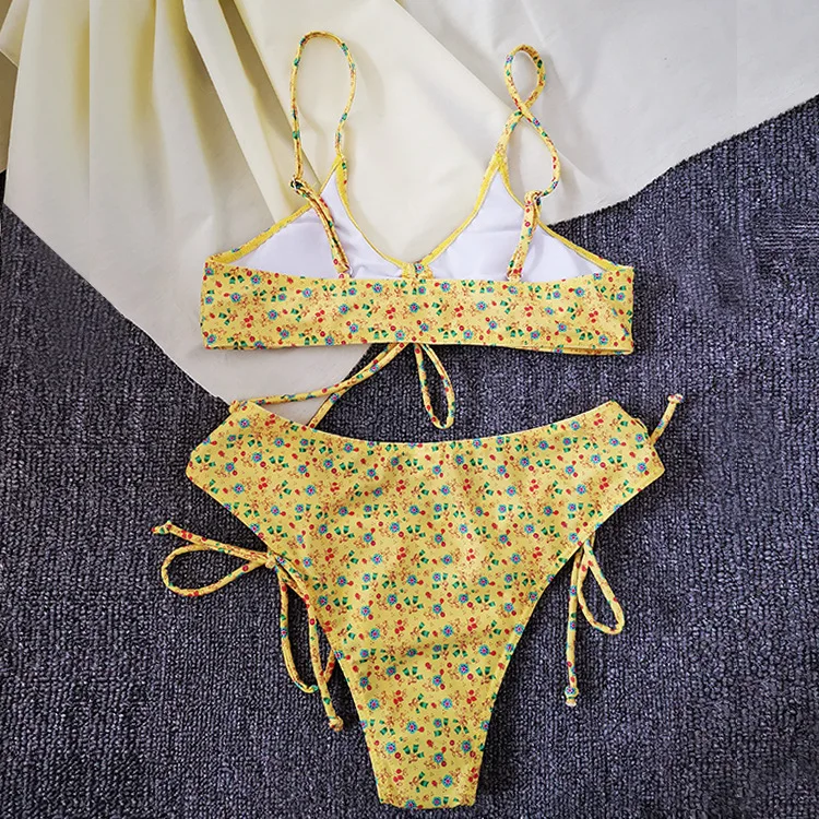 Bikinis brasileños sexys para mujer, traje de baño acolchado, conjunto de Bikini amarillo con Push-Up, ropa de playa, traje de baño Vintage