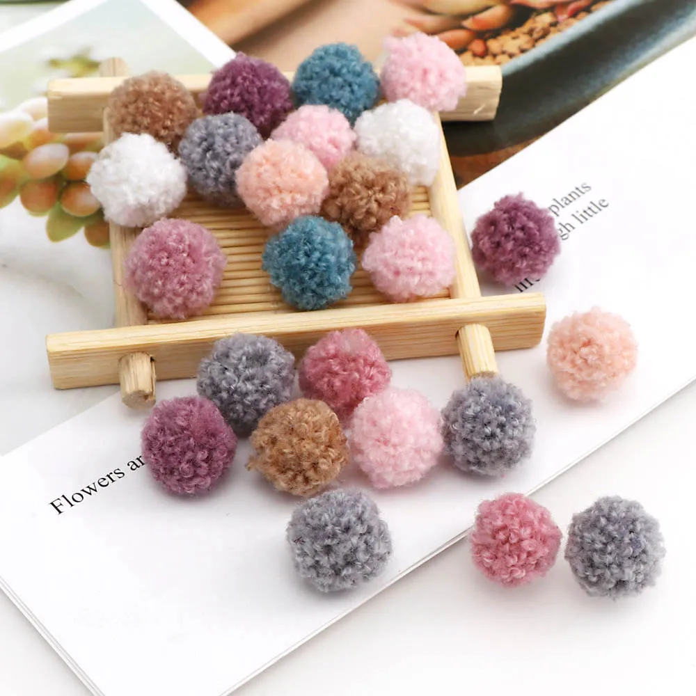 50pc New 15/20mm Mix Color Polyester Wool Soft Ball Pompoms Ball Crafts DIY Wedding Party Home Decor Craft Supplies