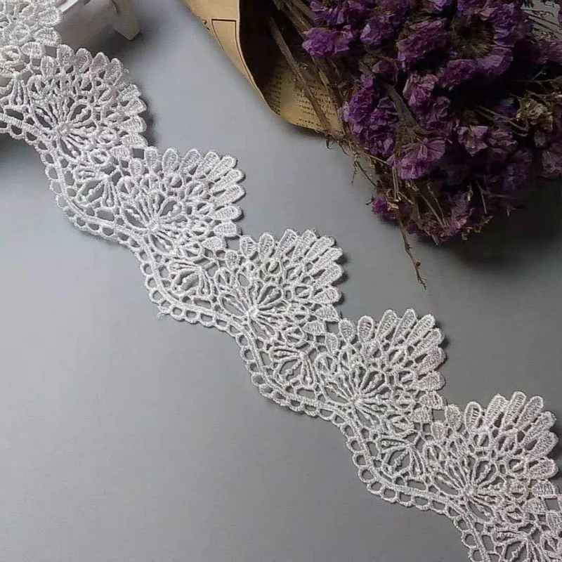 

3 yard White 7cm Polyester Flower Handmade Embroidered Fabric Lace Ribbon Trim Applique Ribbon DIY Sewing Craft Decoration