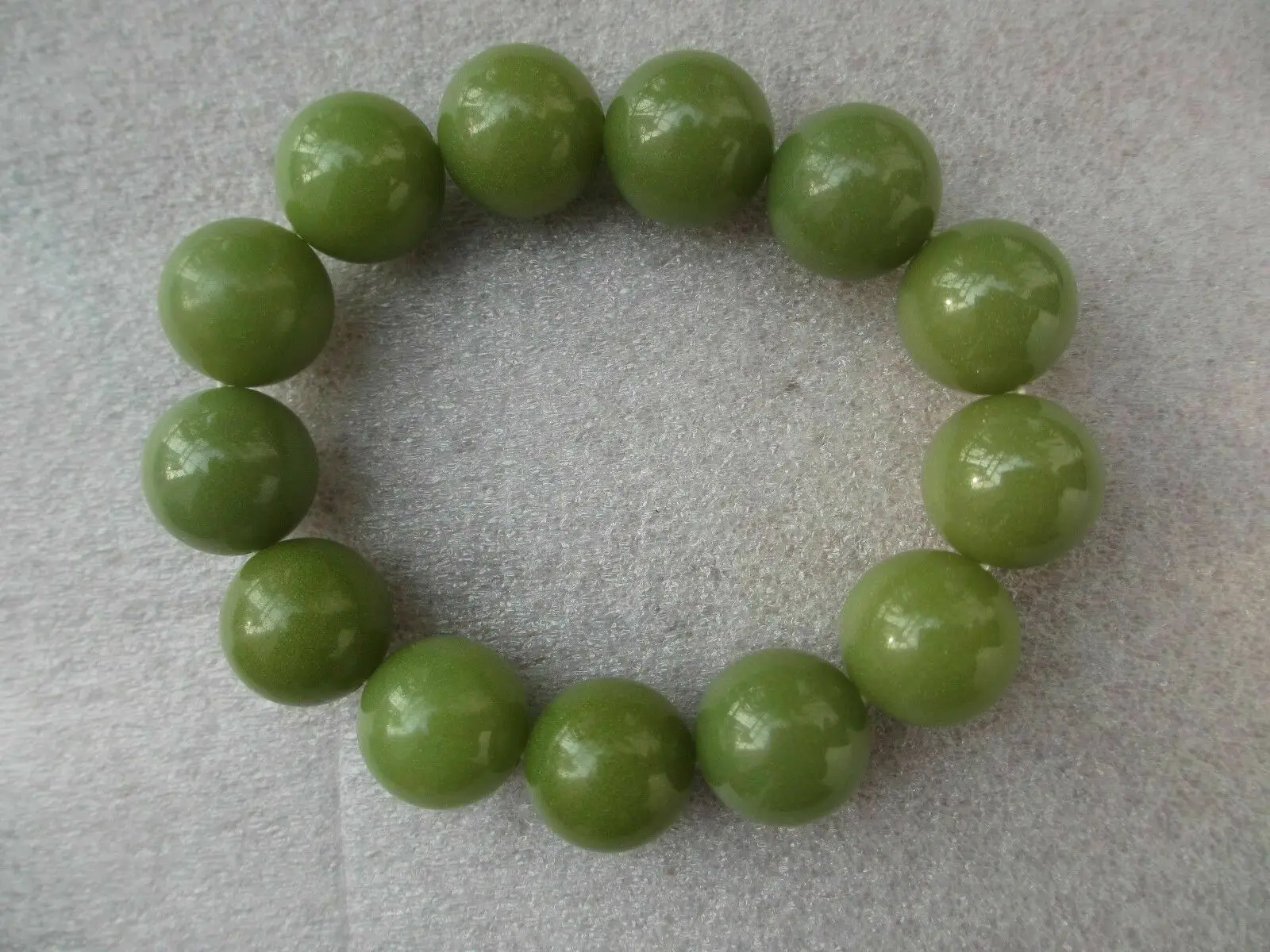 AAA+++ 16mm Glowing In The Dark JADE BEADS BRACELET HEALING K2