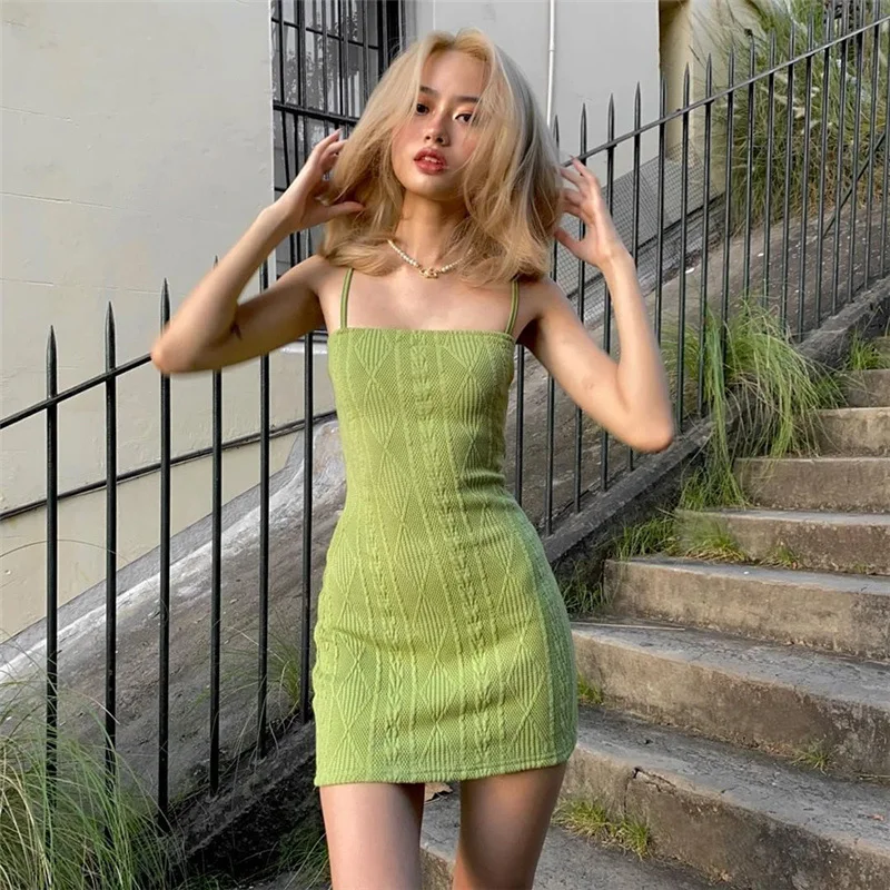 Sexy Kleid Partei Verband Frauen Ärmellose Halter Schlauch Bodycon Mini Kleid Stricken Cami Sling Spaghetti Streetwear Kleidung