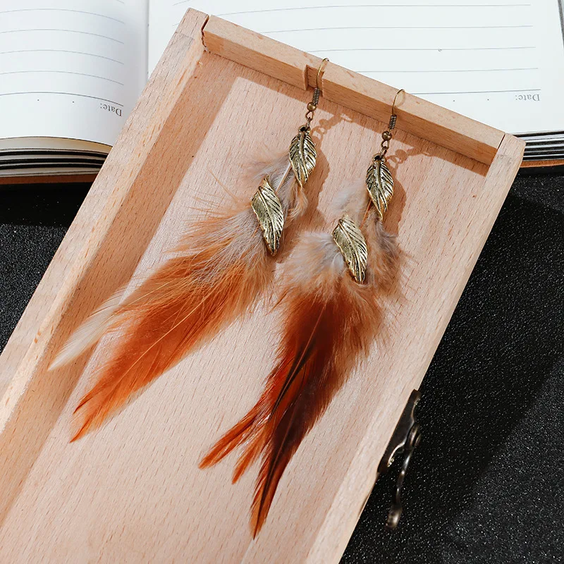 Bohemian Vintage Lange Übertriebene Unregelmäßige Feder Ohrringe für Frauen Ethnische Gold Farbe Twist Blatt Asymmetrie Ohrringe Schmuck – Detail 4