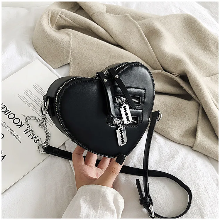 Women Purses And Handbag Fashion Red Love Heart Shape Shoulder Bag Women Chain Crossbody Bag Ladies Purse And Clutch Bag