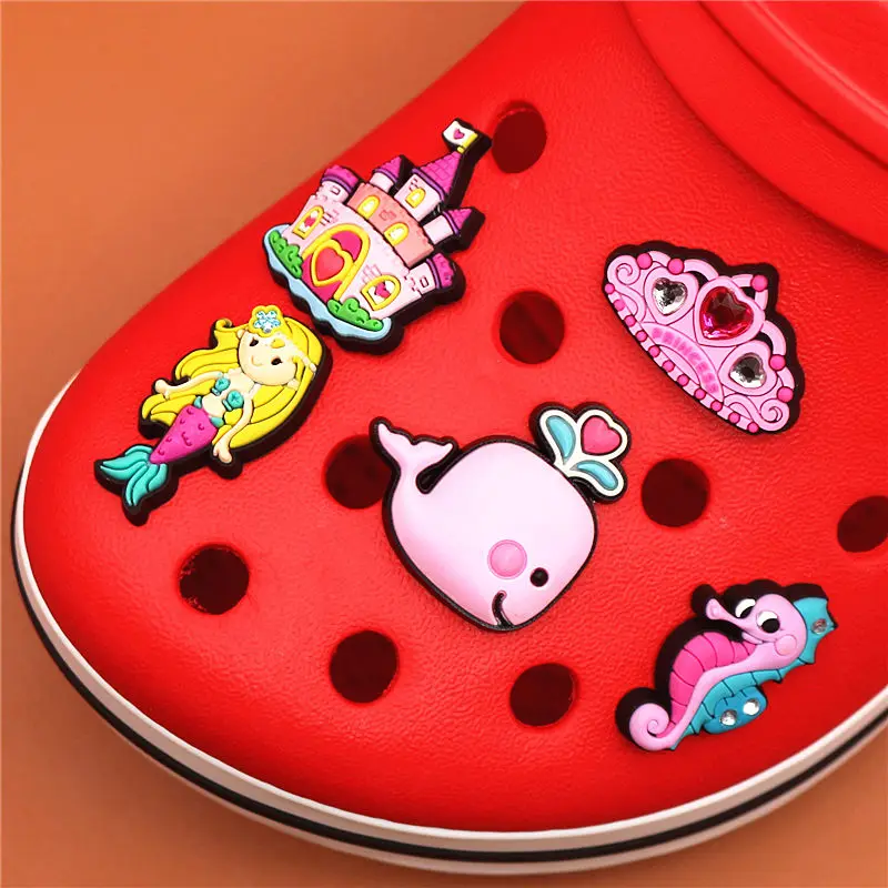 Single Sale 1pcs Original Shoe Charms Fashion Pink Rhinestone Garden Shoe Accessories Buckle Decorations Fit Kids Gift