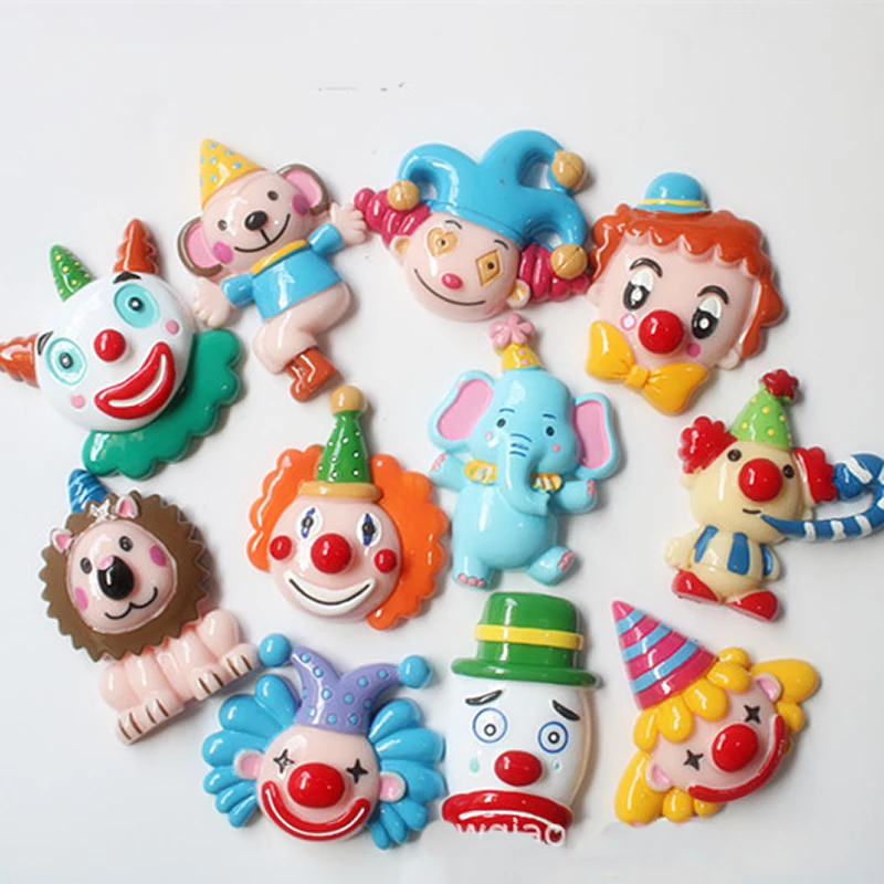 11pcs/Lot Fashion Cute Resin Clown Circus Troupe Gradient Pendant Flatback Charm For Woman Girl Cartoon Jewelry Finding DIY