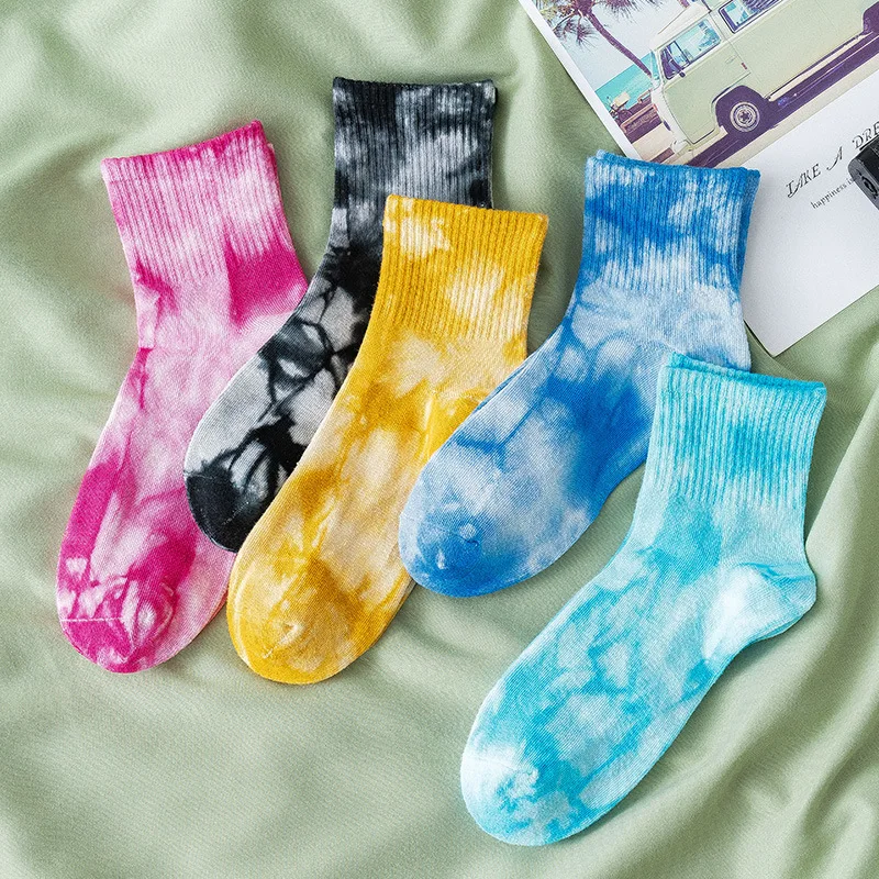 

New Tie-dye socks street ins trend socks new gradient color men and women casual sports socks breathable sweat socks funny gift