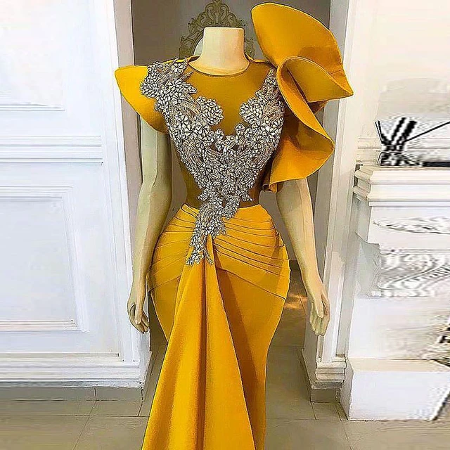 Robe jaune moutarde soirée sale