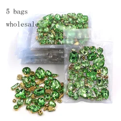 Best seller all'ingrosso 5 borse forma mista cucire su vetro verde chiaro base oro strass vestito fai da te/accessori di abbigliamento