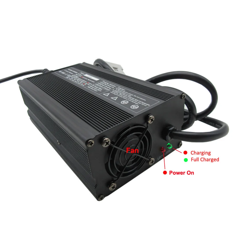 Ładowarka 900W 58.4V 15A LiFePO4 48V 51.2V 16S Żelazowo-fosforanowa ładowarka LFP do wózków widłowych RV Szybka ładowarka
