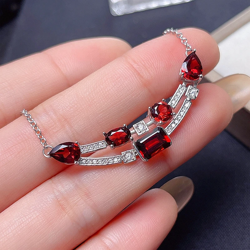 Special price.Natural garnet necklace, 925 silver, Australian sapphire, light blue, beautiful leaves