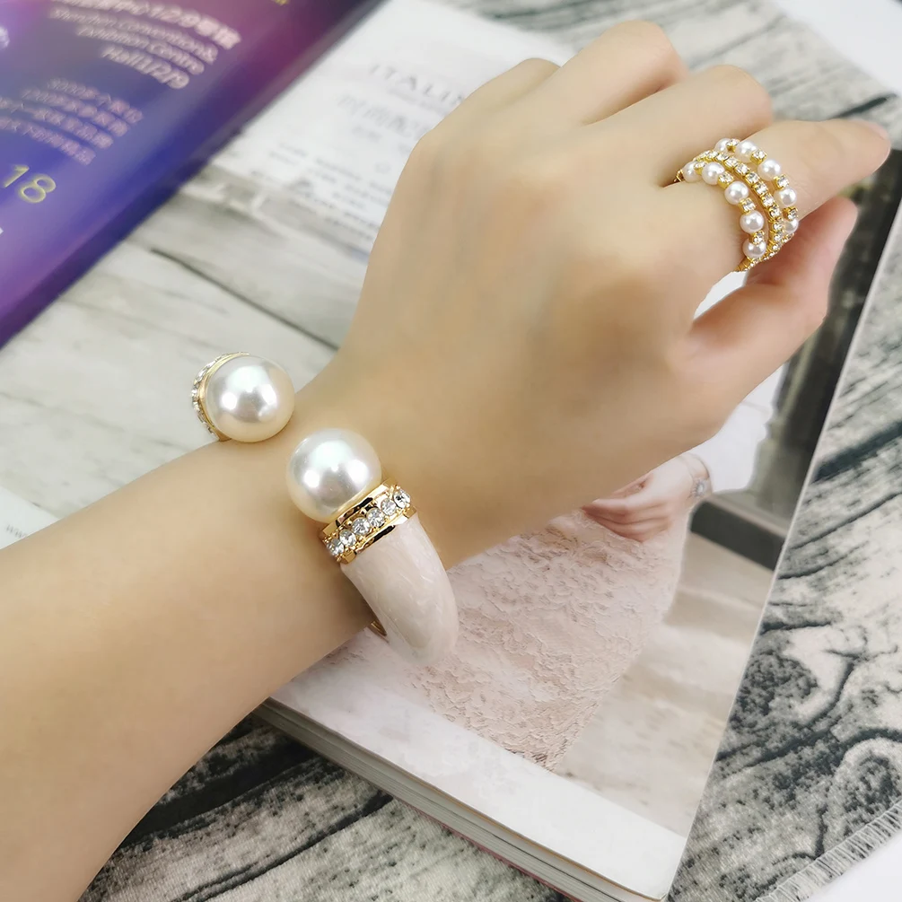 Imitation Pearl Cuff Bracelets Women Luxury Charm Oil-spot Glaze Statement Bangles Gold Color Alloy Jewelry Accessories 2022