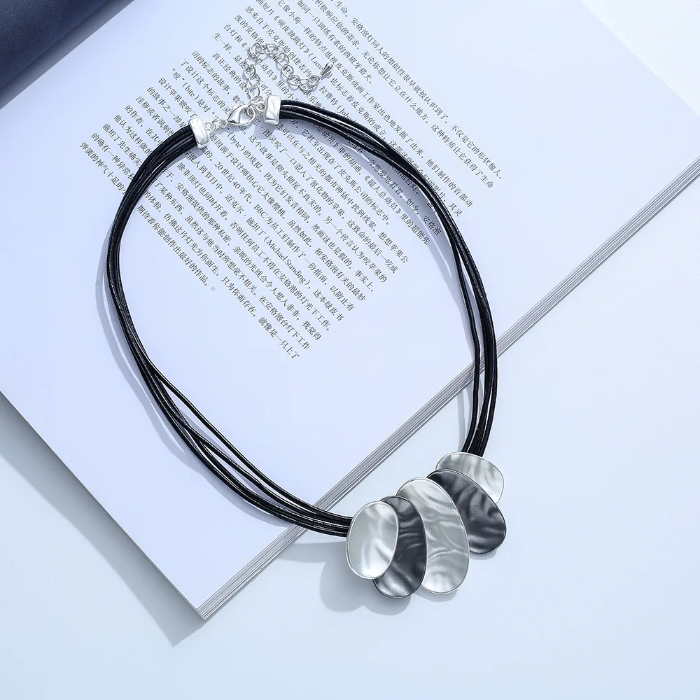 2024 Fashion Collar… - image