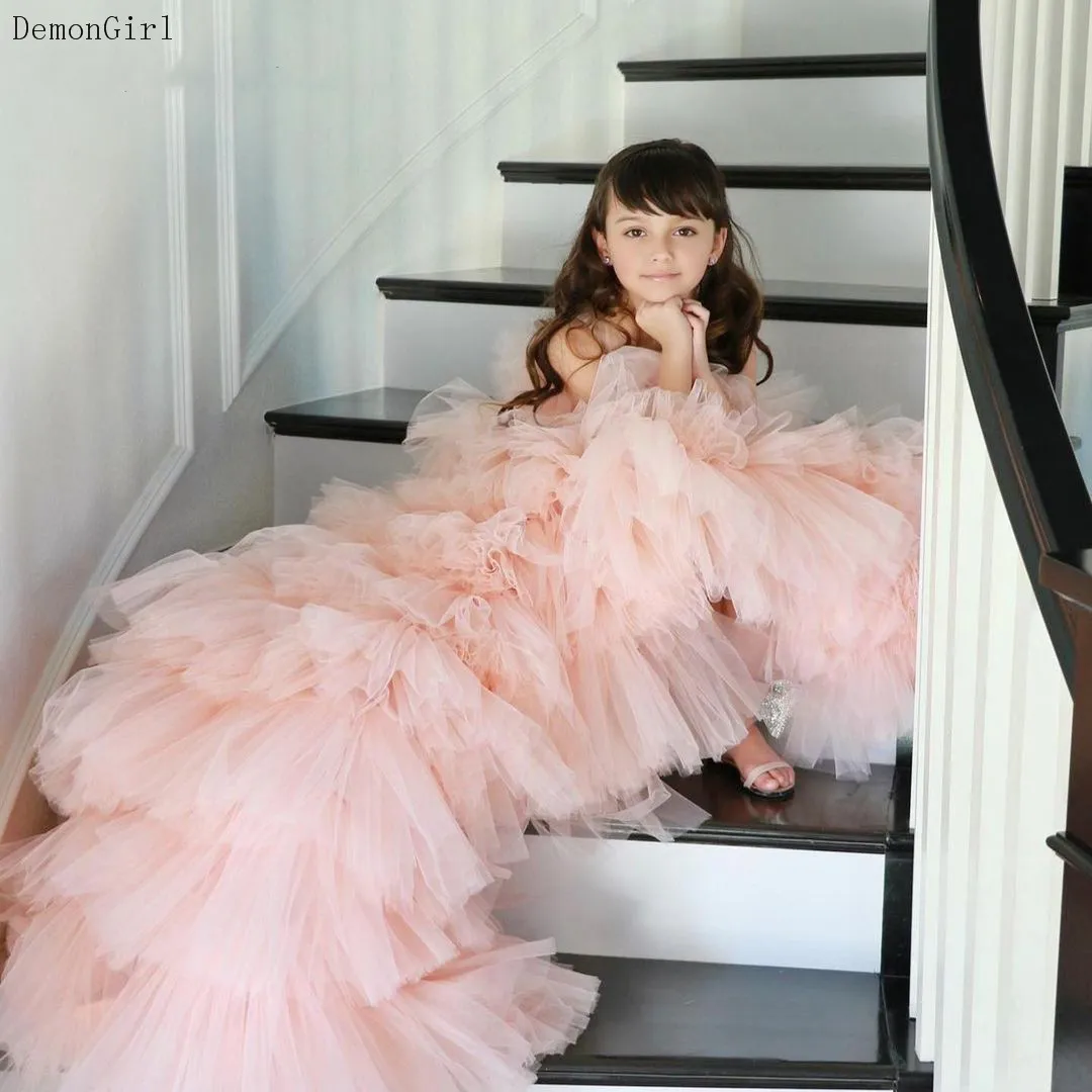 Wunderschöne Puffy Blumen Mädchen Kleid Für Hochzeit Party High-Low Tiered Tüll Kid Geburtstag Kleid Prinzessin Pageant Kleid