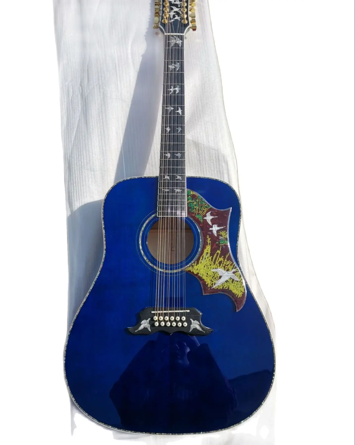 

free shipping new AAAA 12-string custom AAAA all solid wood birds in flight viper blue custom acoustic 12 string dreadnought