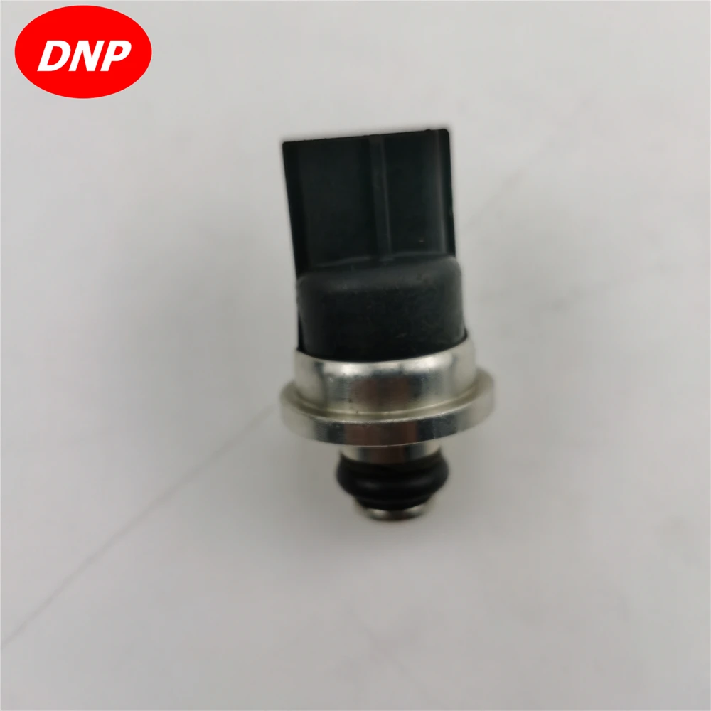 PAT Fuel Rail Oil Pressure Sensor For Mitsubishi Pajero Lancer Dion Galant Carisma Space MR578418 E1T41471 MR560127