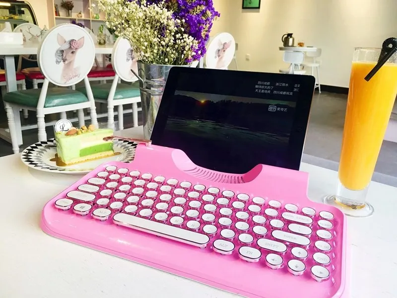 Hellboy KnewKey Typewriter Pink Bluetooth Wireless Keyboard Retro Steampunk Cherry Green Switches Dot Mechanical Keyboard MX520