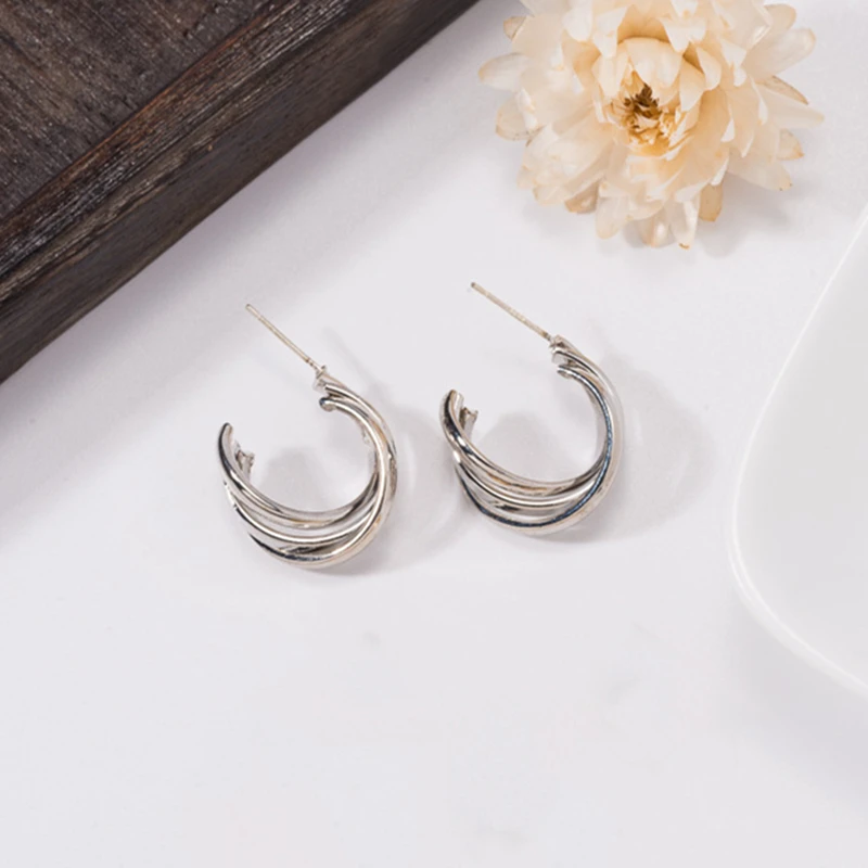 Spiral Multilayer Round Hoop Earrings for Women Fashion Cross Twist C-Shaped Simple Smooth Metal Small Earrings Jewelry Gift