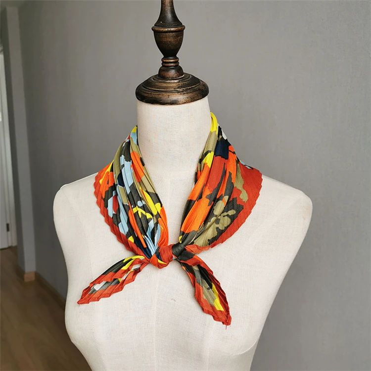 HOT SELLING Miyake pleated Country style diamond color print scarf IN STOCK