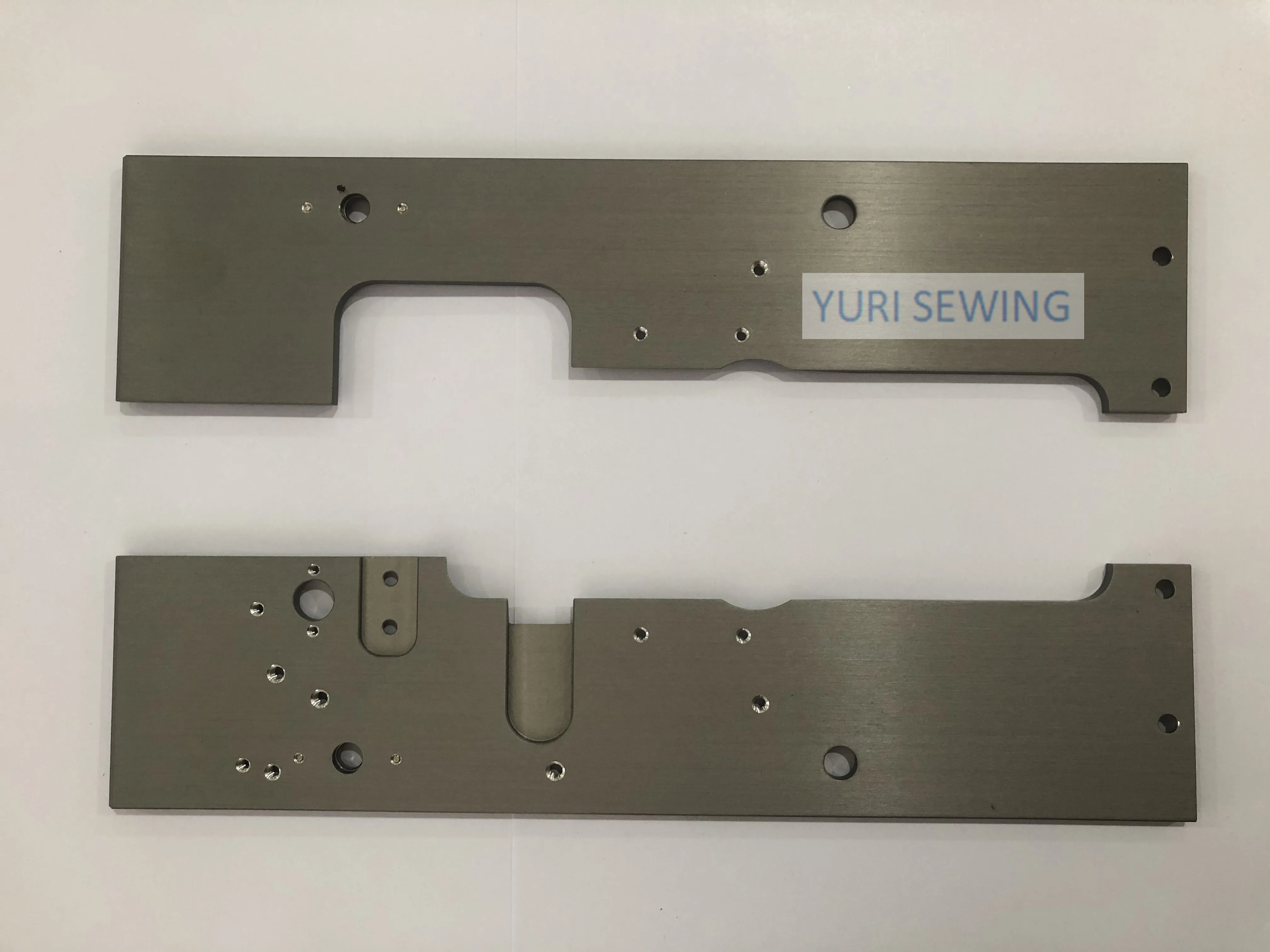 

Brother RH9820 pressure foot work clamp plate LS/RS assy SA7056001/SA7061001 industrial sewing machine spare parts