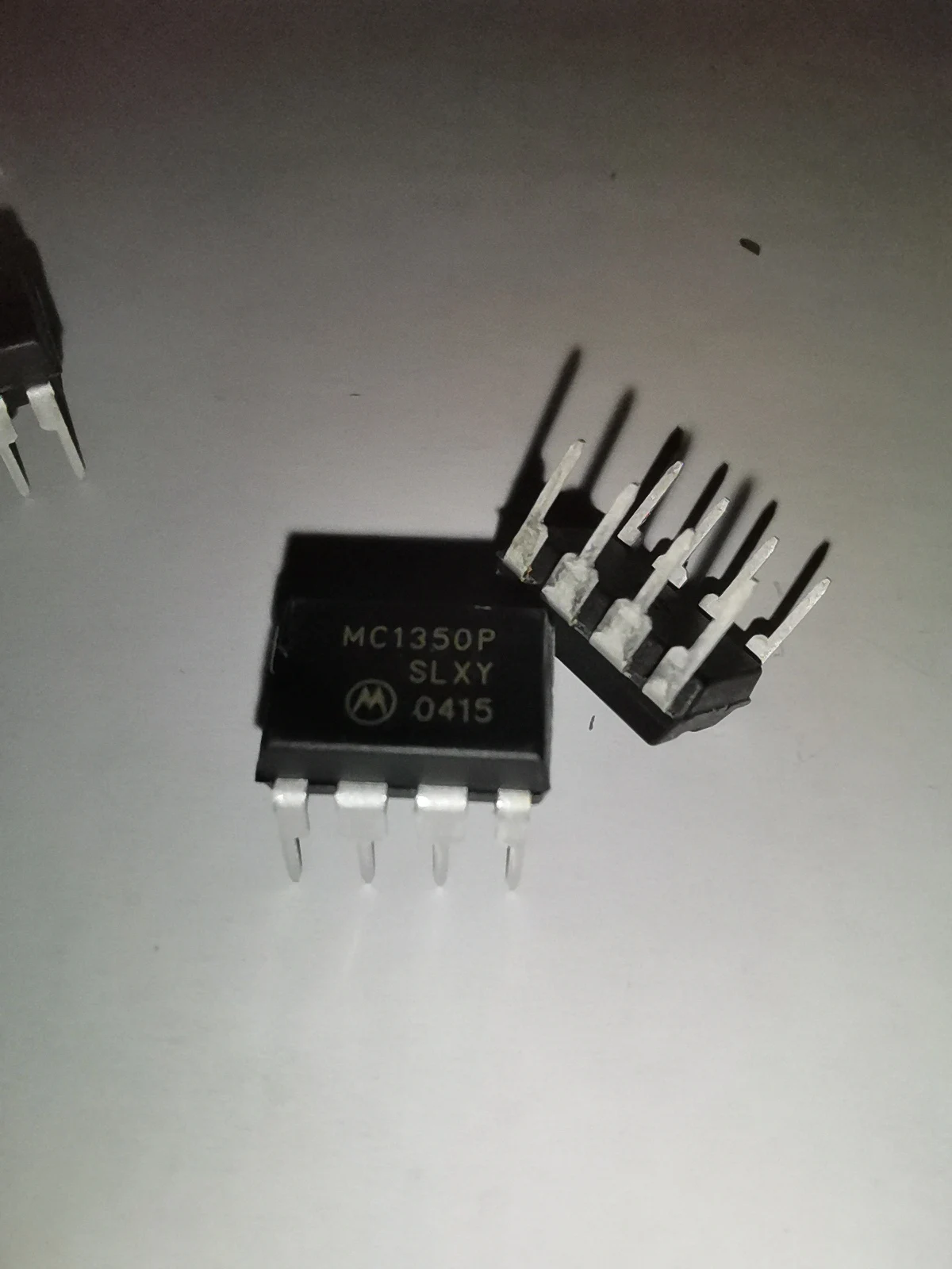 10PCS/LOT MC1350P MC1350D Spot Supply IC, Shenzhen Stock Can Be Sold Directly