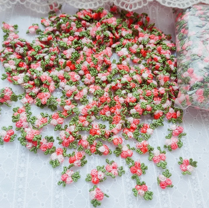 100 Pieces 1.6cm Width Red Green Embroidered Floral Lace Embellishment Applique Patches Trimming Sewing Supplies for Women