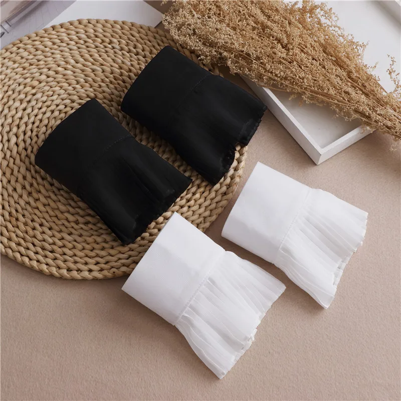 Fashion Women Detachable Sleeve Fake Cuffs Female Lace Pleated Flare Sleeve False Cuffs Ruffles Wristband Decorative Accessory