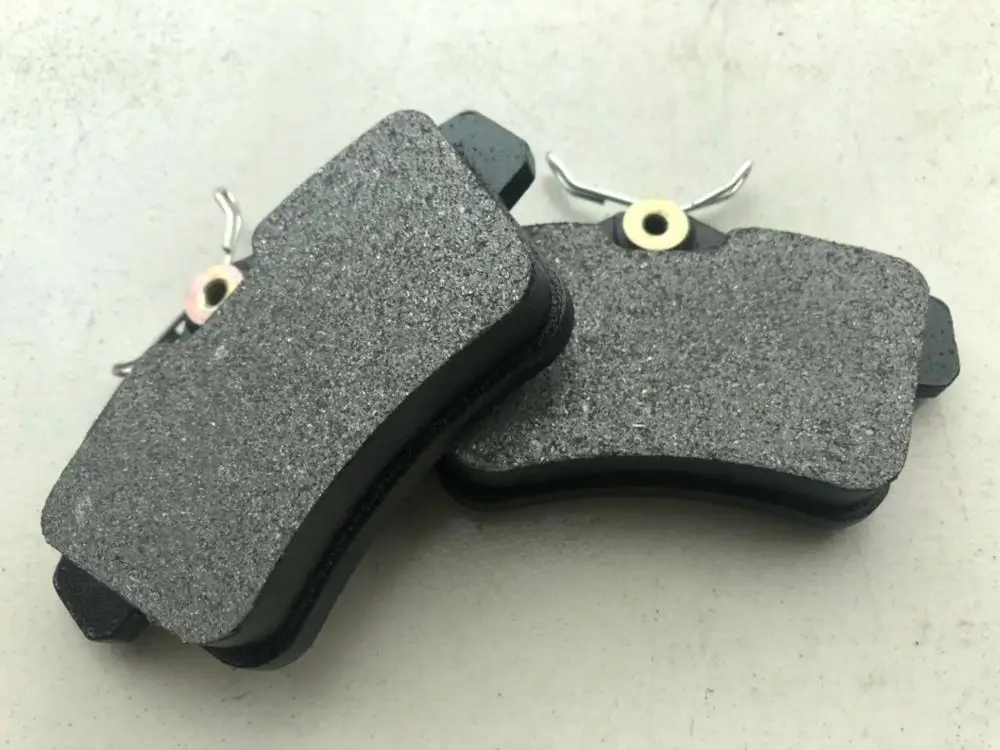 1kit Front / Rear Brake pads set auto car PAD KIT-FR DISC BRAKE for Chinese PEUGEOT 3008 5008 CITROEN C4 Automobile part