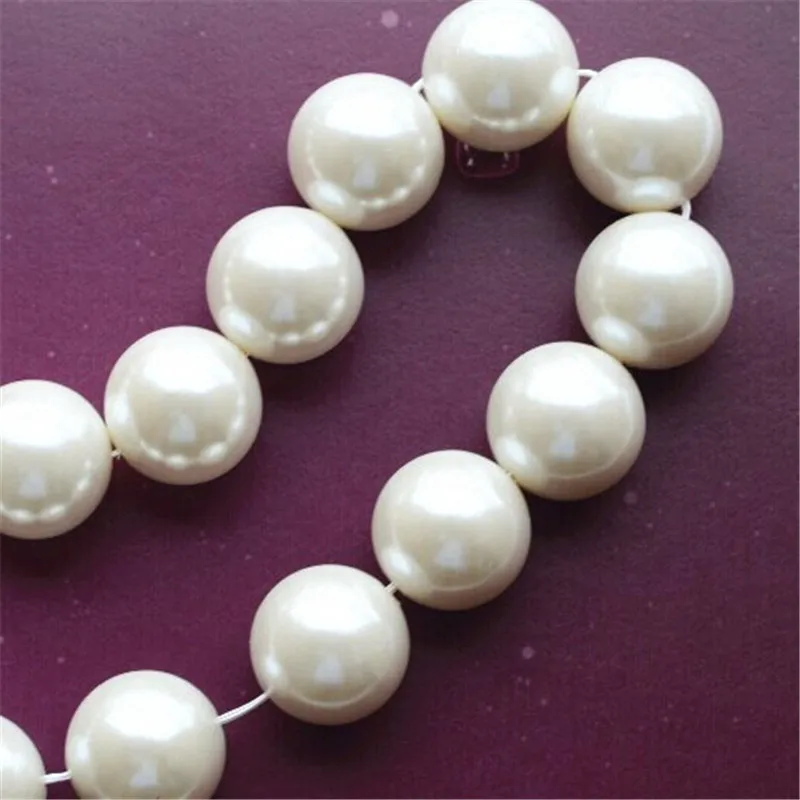 Big Size 20Mm 25Mm 30Mm Pearl Fresh Water Beads 2 Holes Sew On Clothing Bags Loose Bridal Hand Bouquet Shoes Headwear Decoration