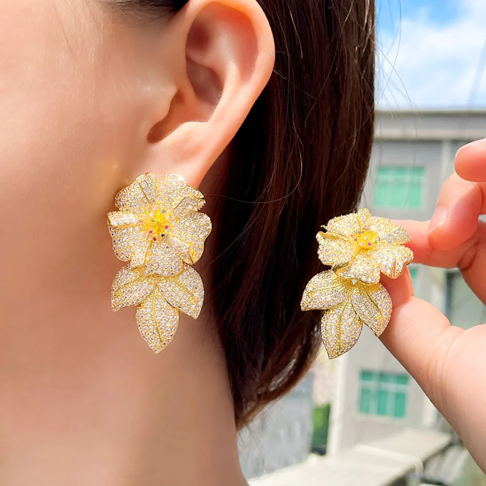 Pera Luxury Dubai Gold Color Large Flower Leaf Drop CZ Zircon Women Banquet Party Long Dangle Earring Statement Ear Jewelry E767