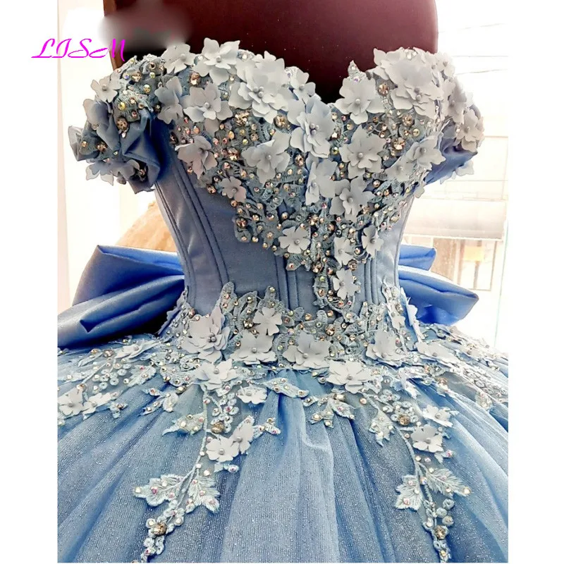 Vestido de quinceañera de color azul empolvado de México con apliques florales en 3D, vestido dulce de 16 moños